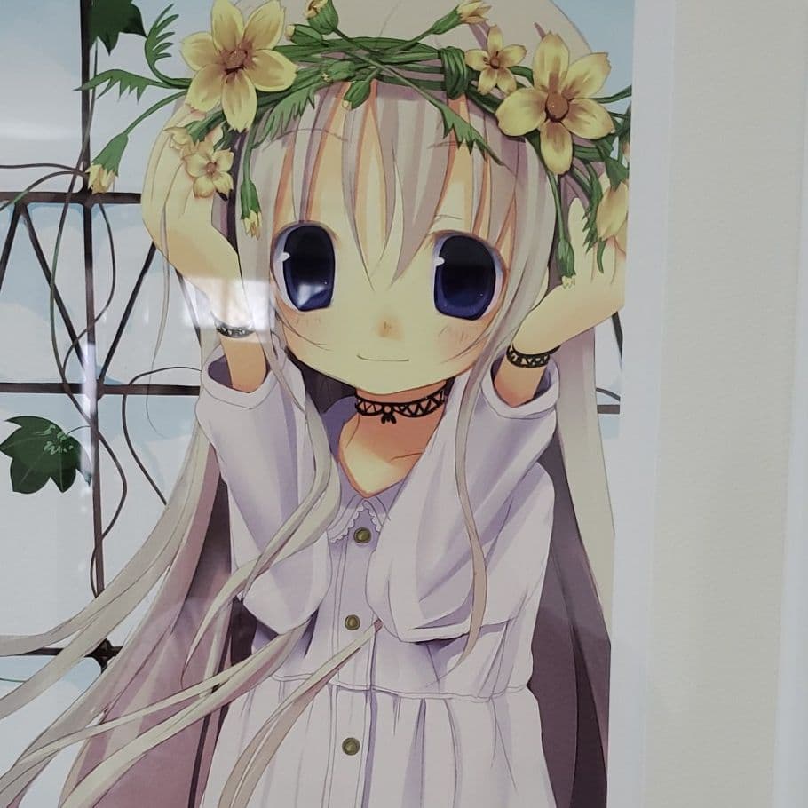 whitepaper(しろ)  作品名 ハナカンムリ