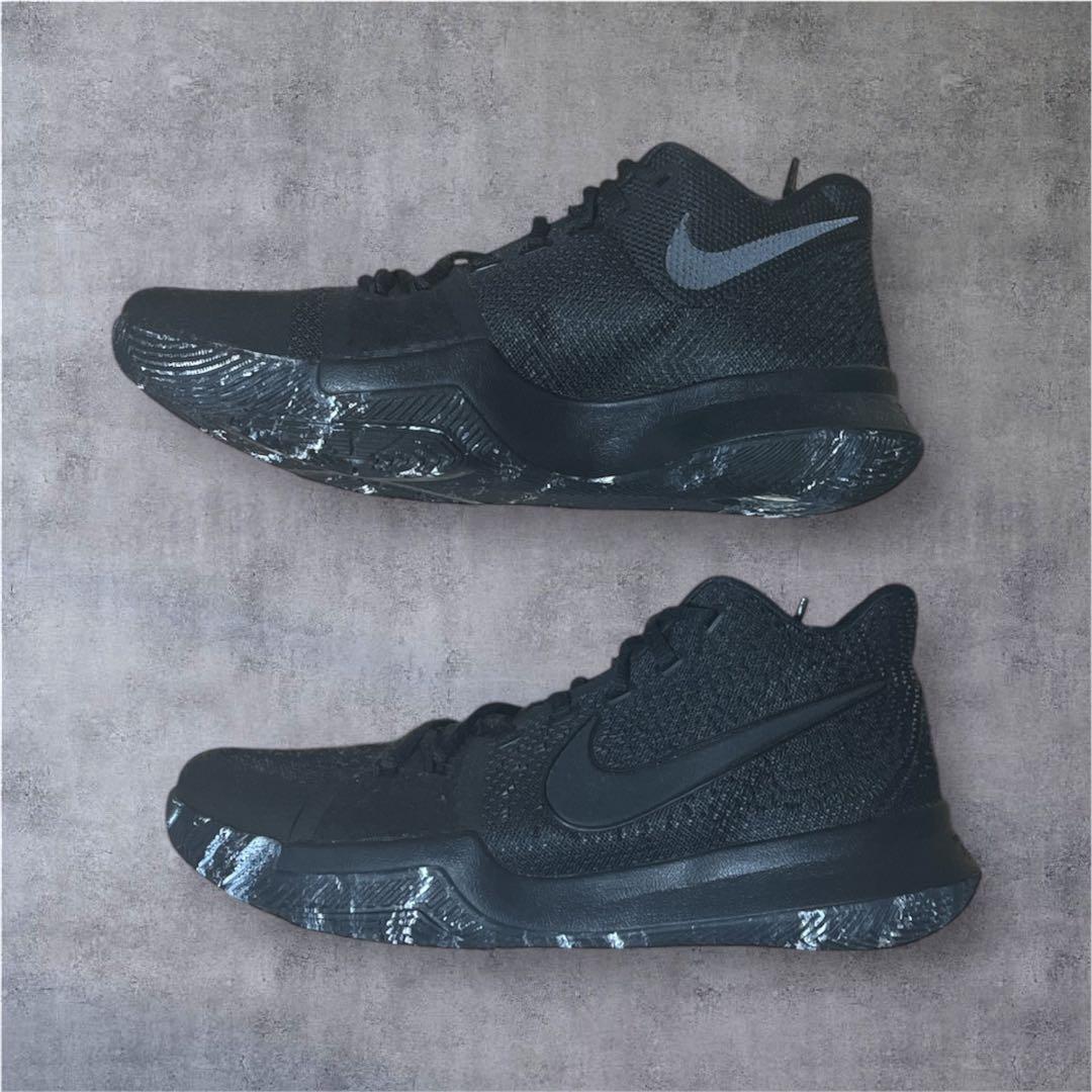 【新品未使用】kyrie3 Triple Black 26cm