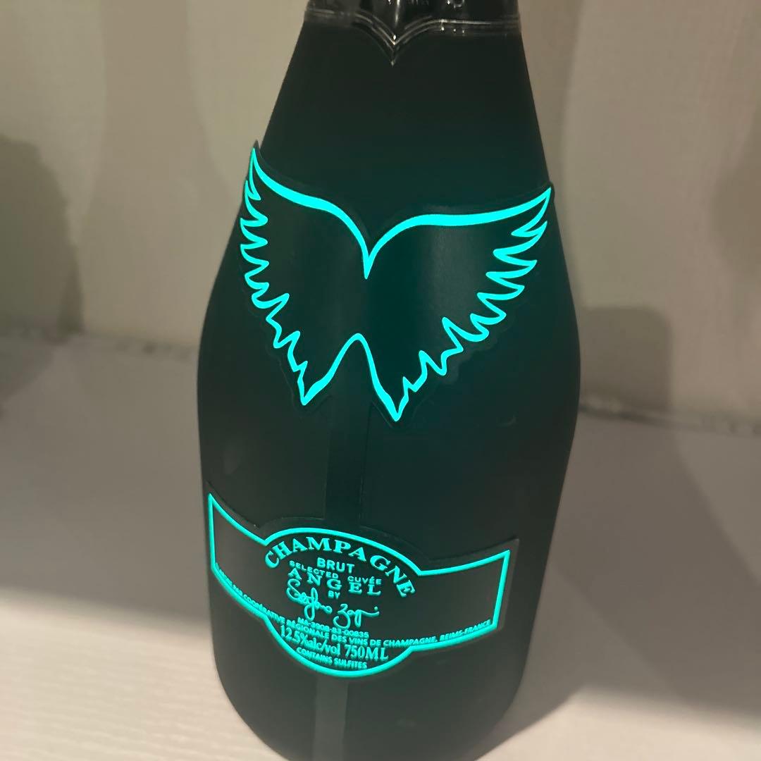 エンジェルシャンパン　グリーン　未開栓