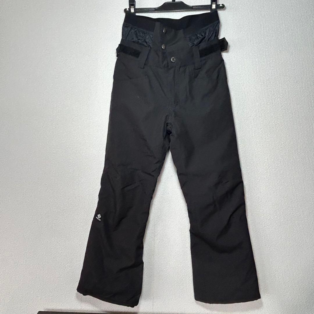 NIKITA ジュニア キッズ スノーボードウェア 上下セットＭサイズ