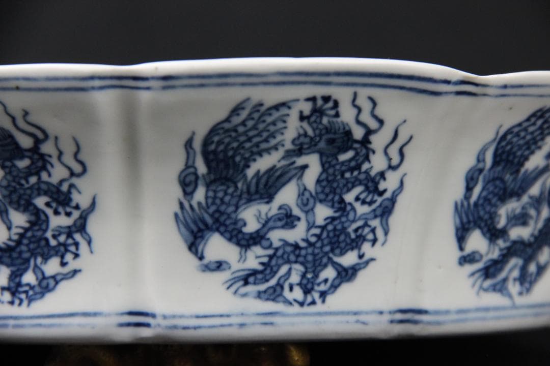 中国 清代 染付　青花双龍戯珠図 花口洗 大明宣徳年製 文房具　皿 FJ9-10