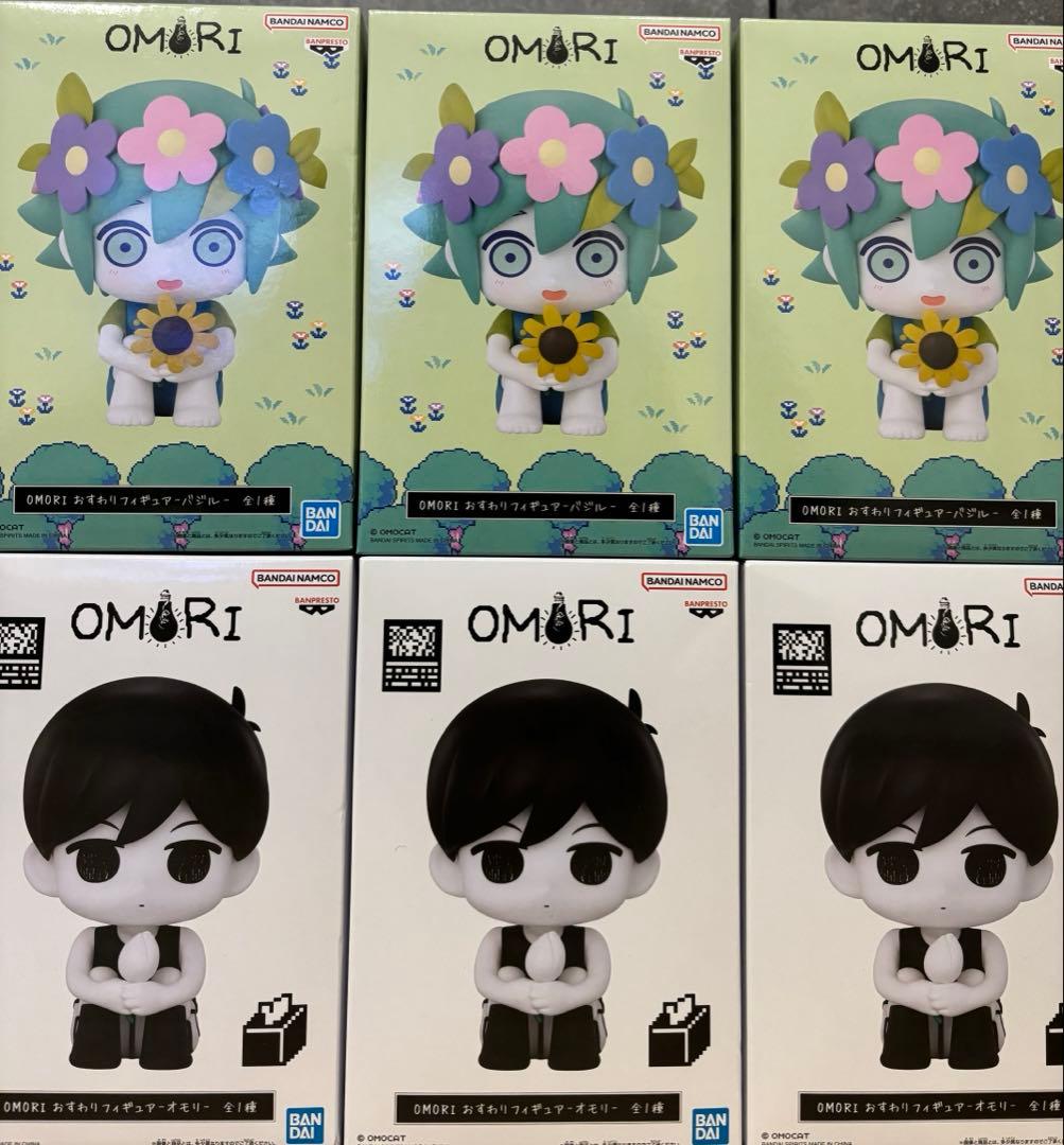 【各3個】 OMORI おすわりフィギュア　オモリ　バジル