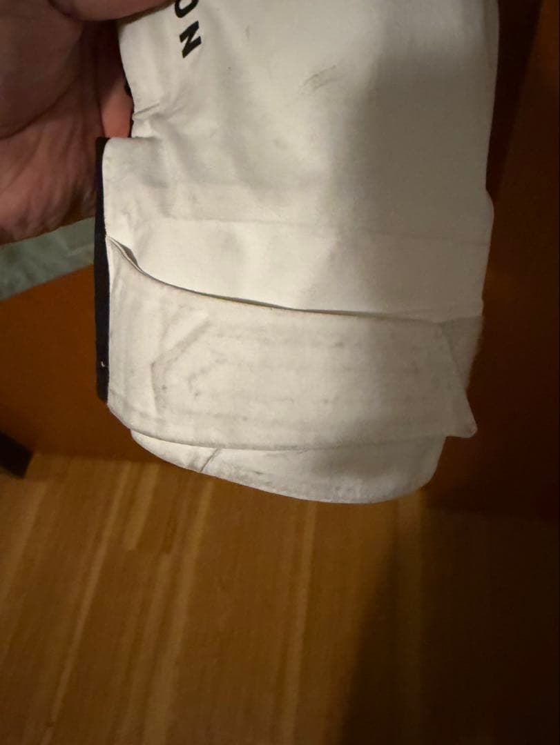 バートンAK 2L GORE-TEX Upshift Jacket