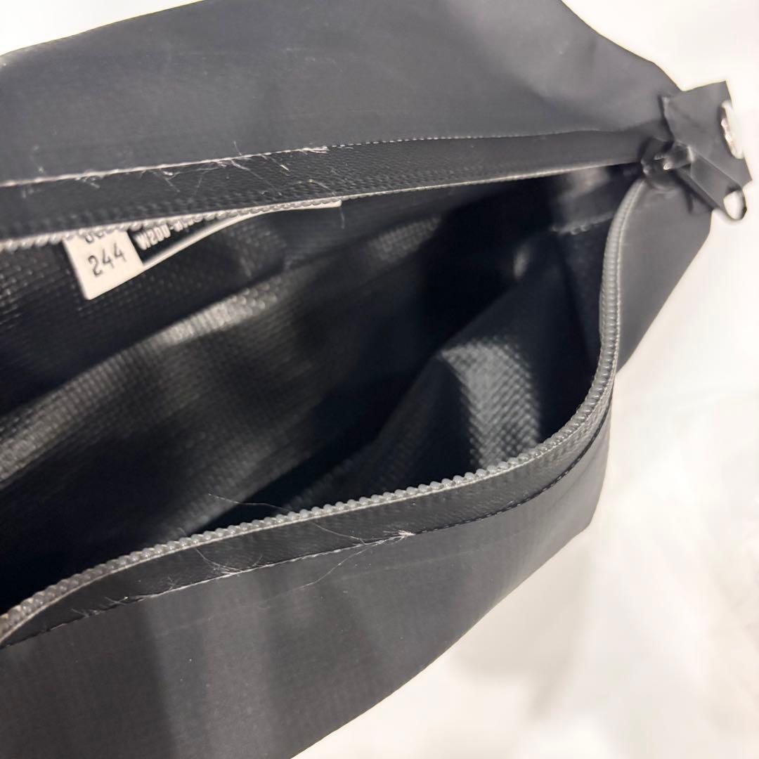 新品WINDANDSEA　普段使いにガシガシ使えてレジャーにも活躍する防水ポーチ