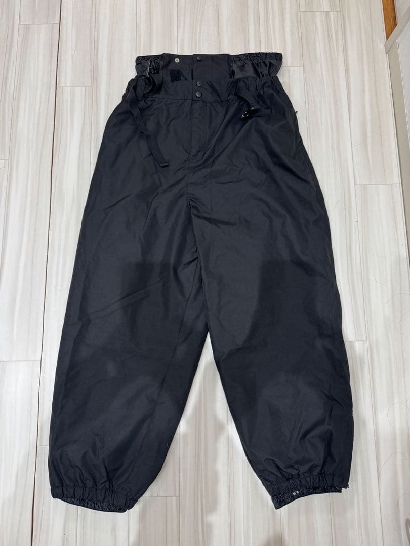 THREE WEATHER ブラックスノーボードパンツ ユニセックス　ムラスポ