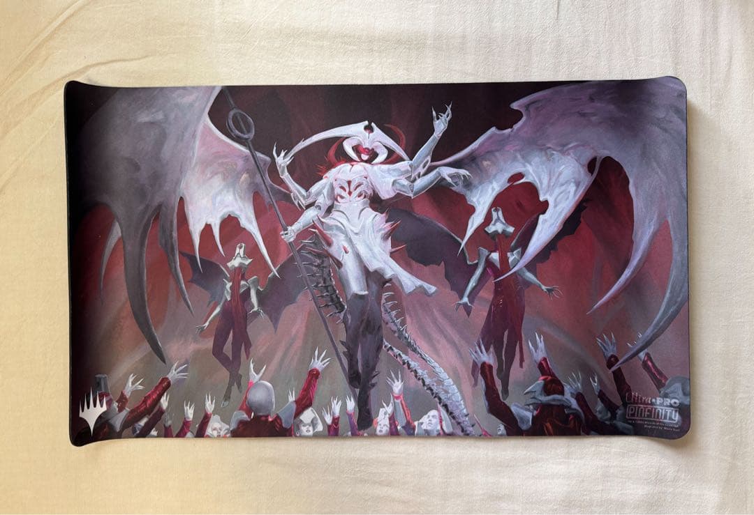 MTG プレイマット 機械の母エリシュノーン 偉大なる統一者、アトラクサ