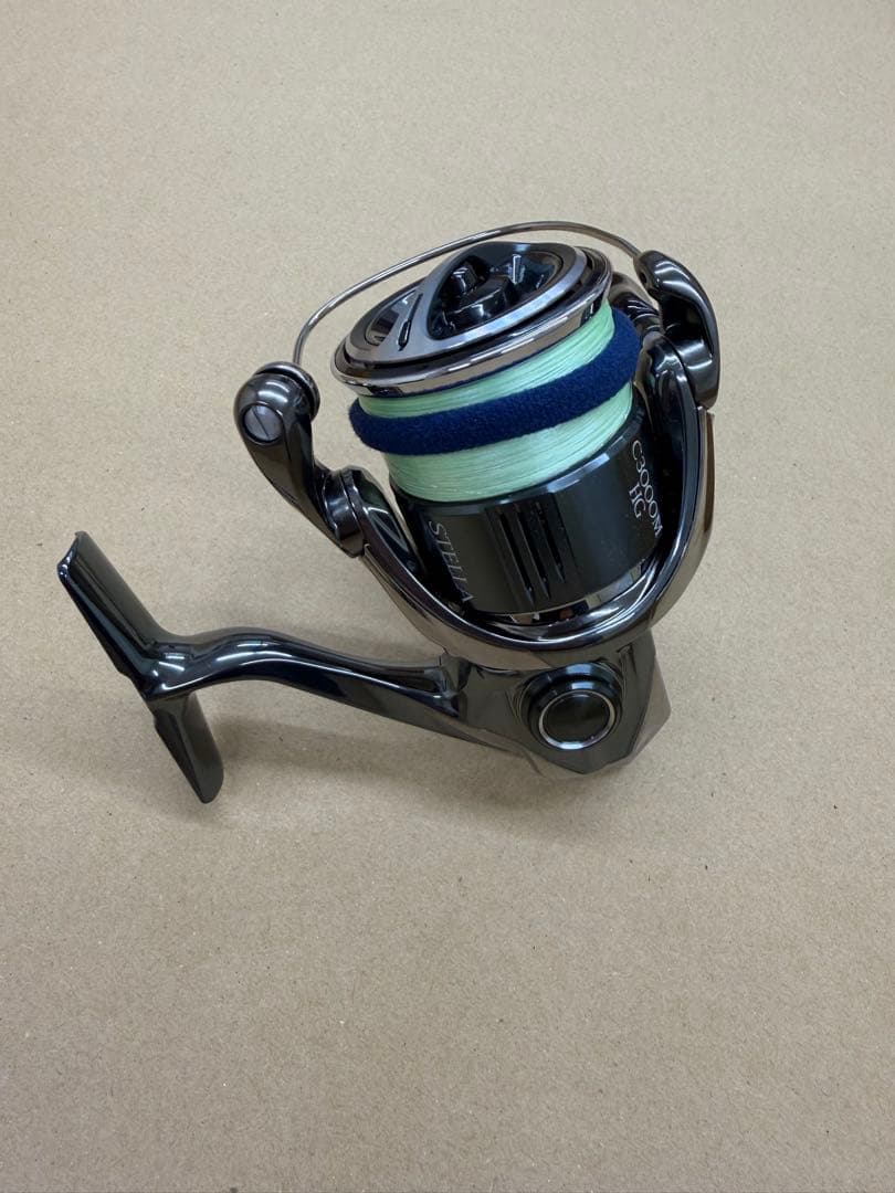 【超美品】シマノ　22ステラ C3000MHG