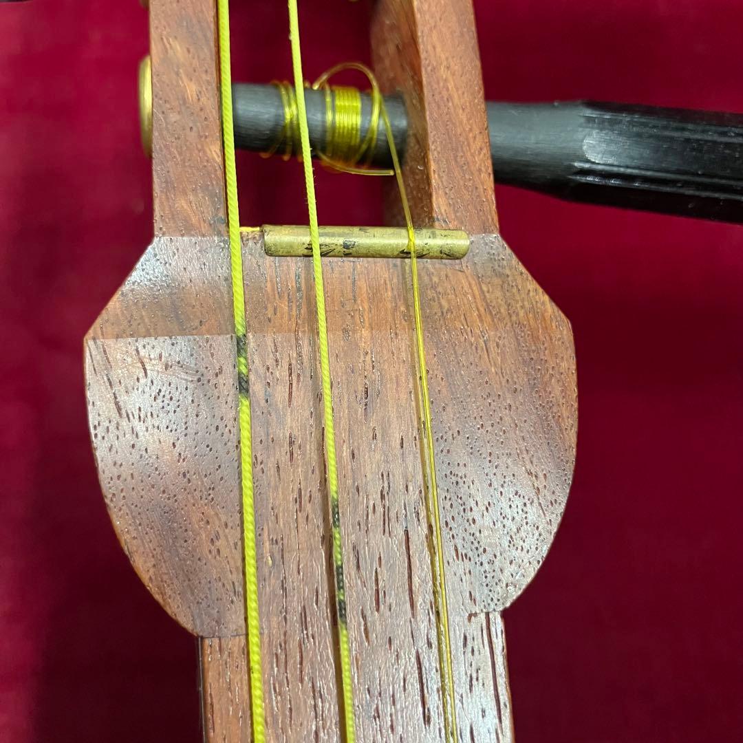 三味線 本体 ハードケース付き 和楽器 楽器 花梨 丸打胴 山サワリ