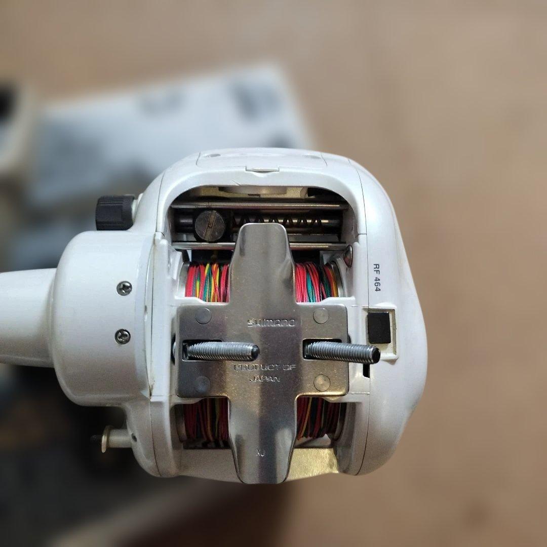 リール SHIMANO LEVER DRAG 2SPEED 4000XT