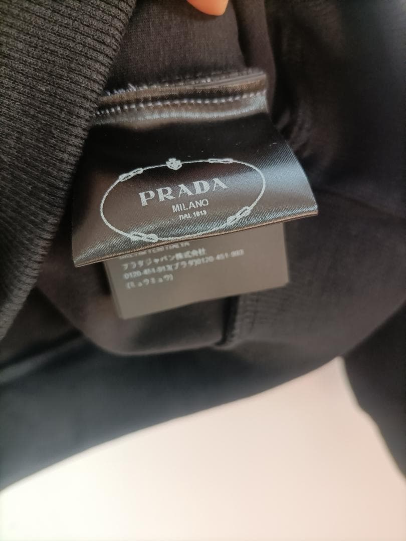 36サイズ✧プラダ スウェット メンズ PRADA トレーナー ブラック 黒