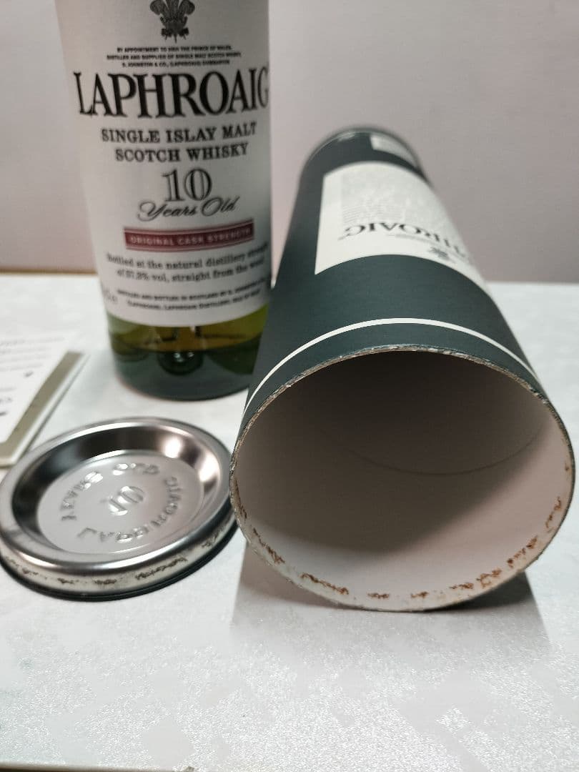 ラフロイグ 10年オリジナル・カスク・ストレングス 700ml 57.3％