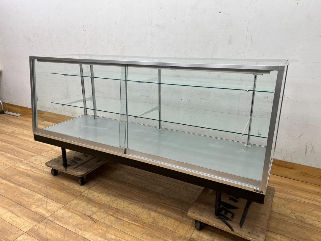 ガラスショーケース（台形）　店舗用
