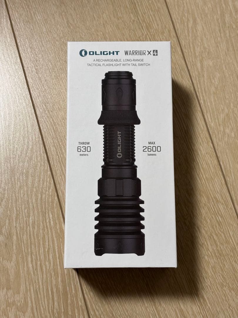 OLIGHT Warrior X4 懐中電灯 2600ルーメン