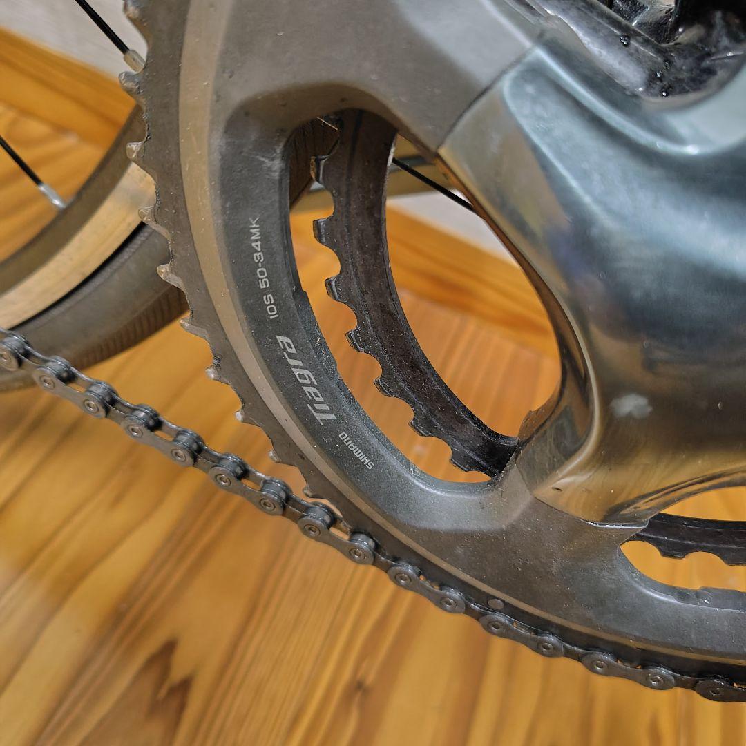 FOCUS CAYO AL フォーカス　カヨ　ロードバイク