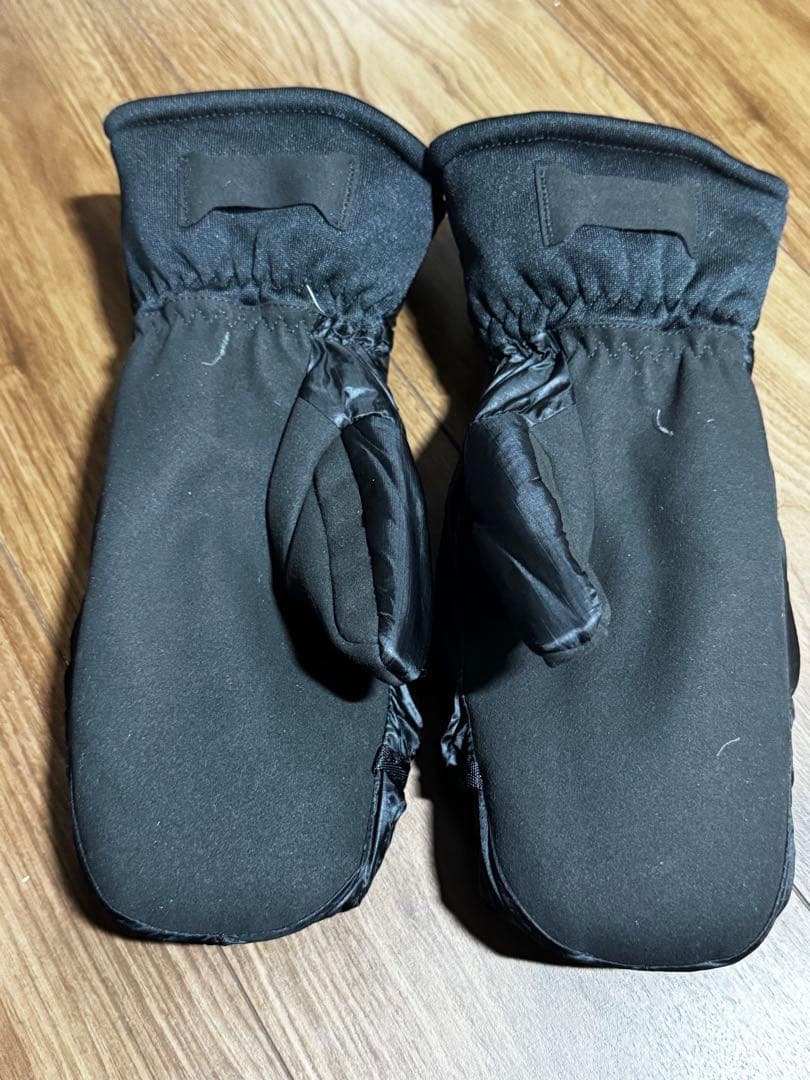 Burton AK 3L Gore-Tex Oven Mitten XSサイズ