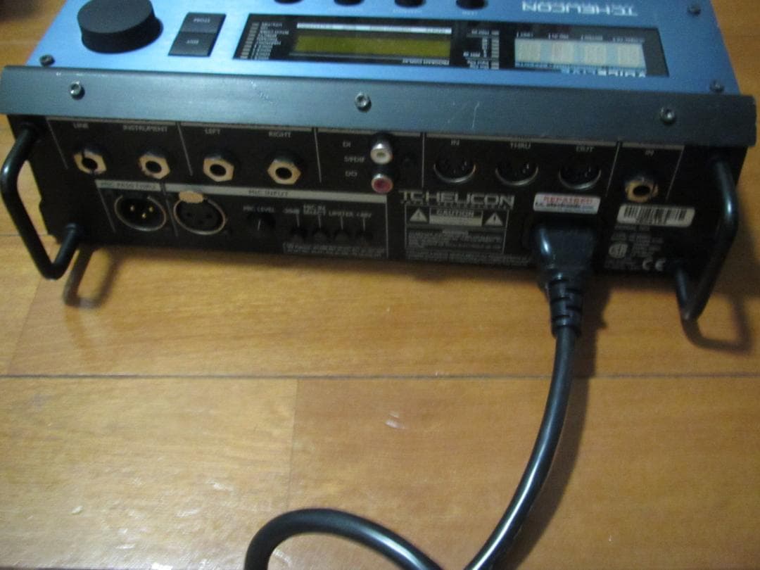 TC-HELICON Voice Live 初代