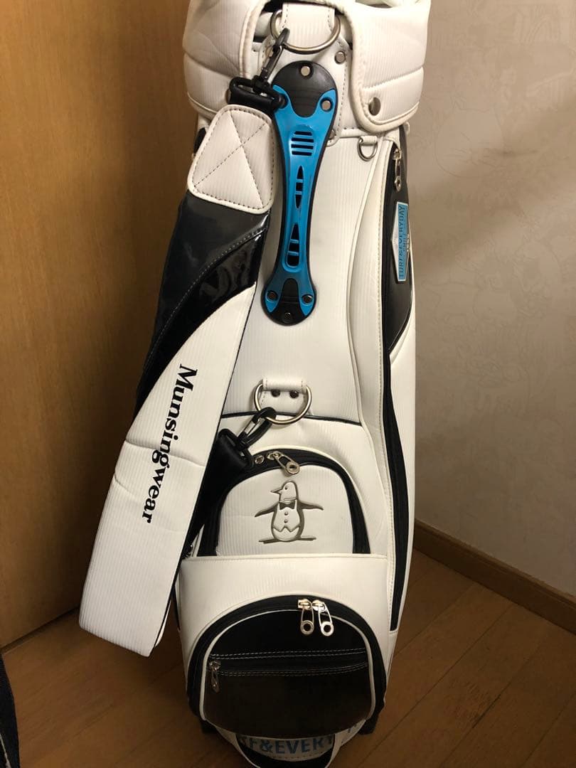 【送料込み】マンシングウェア　キャディバッグ　ゴルフバッグ