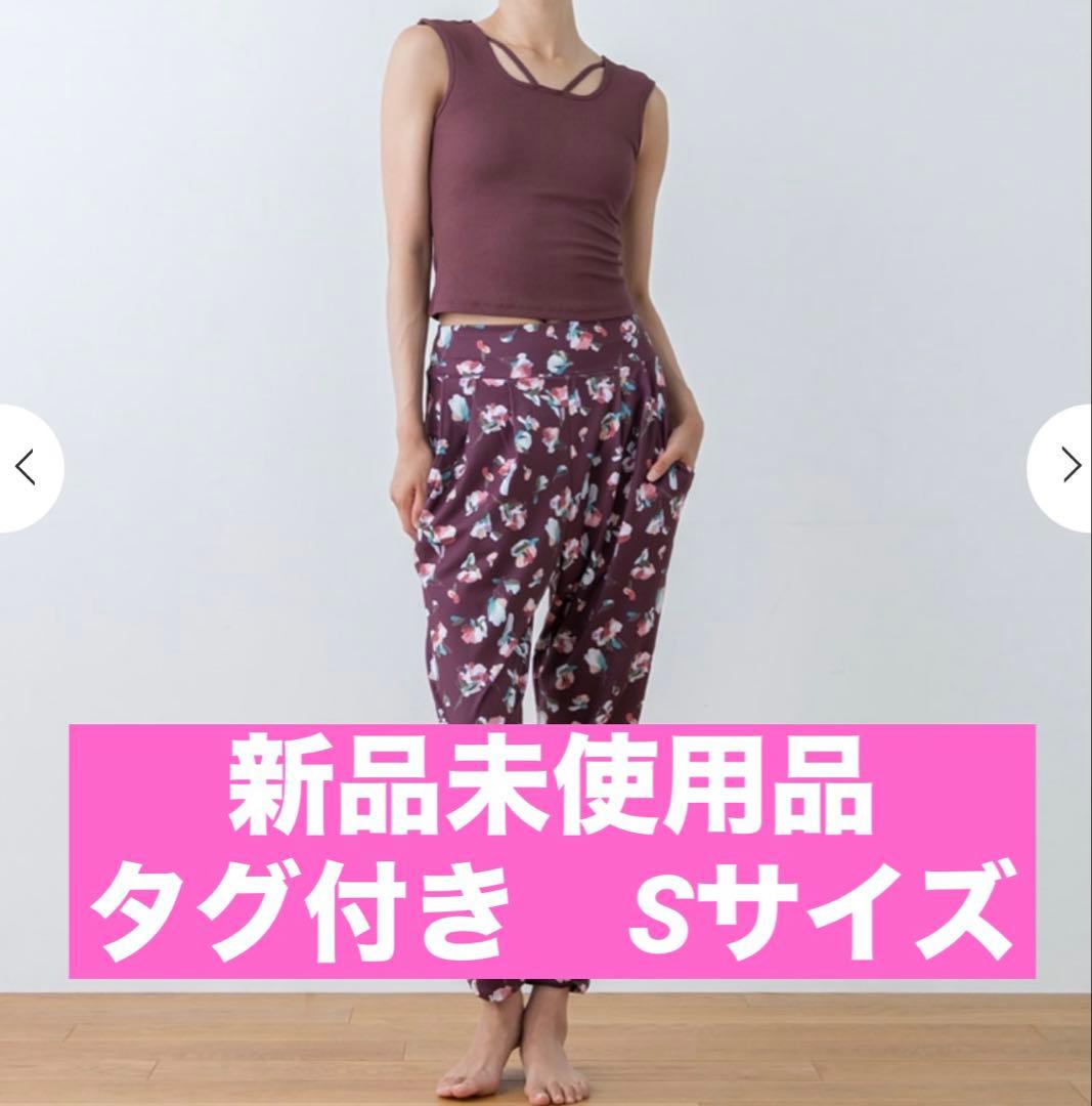 SUKALA 新品　web限定　クロスデザインショートタンクトップ★お値下げ⭐︎