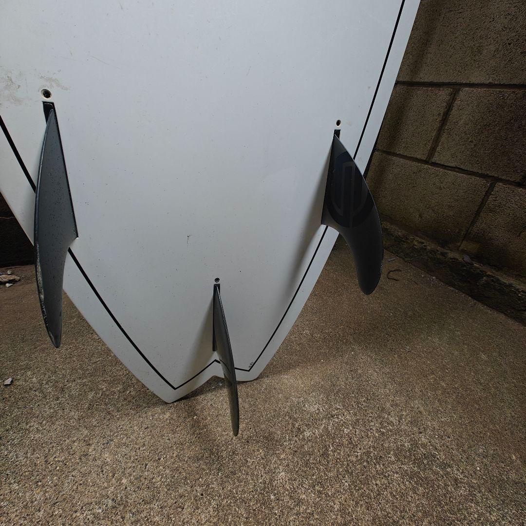 送料込　サンタクルーズ サーフボード 6'3　フィンおまけ