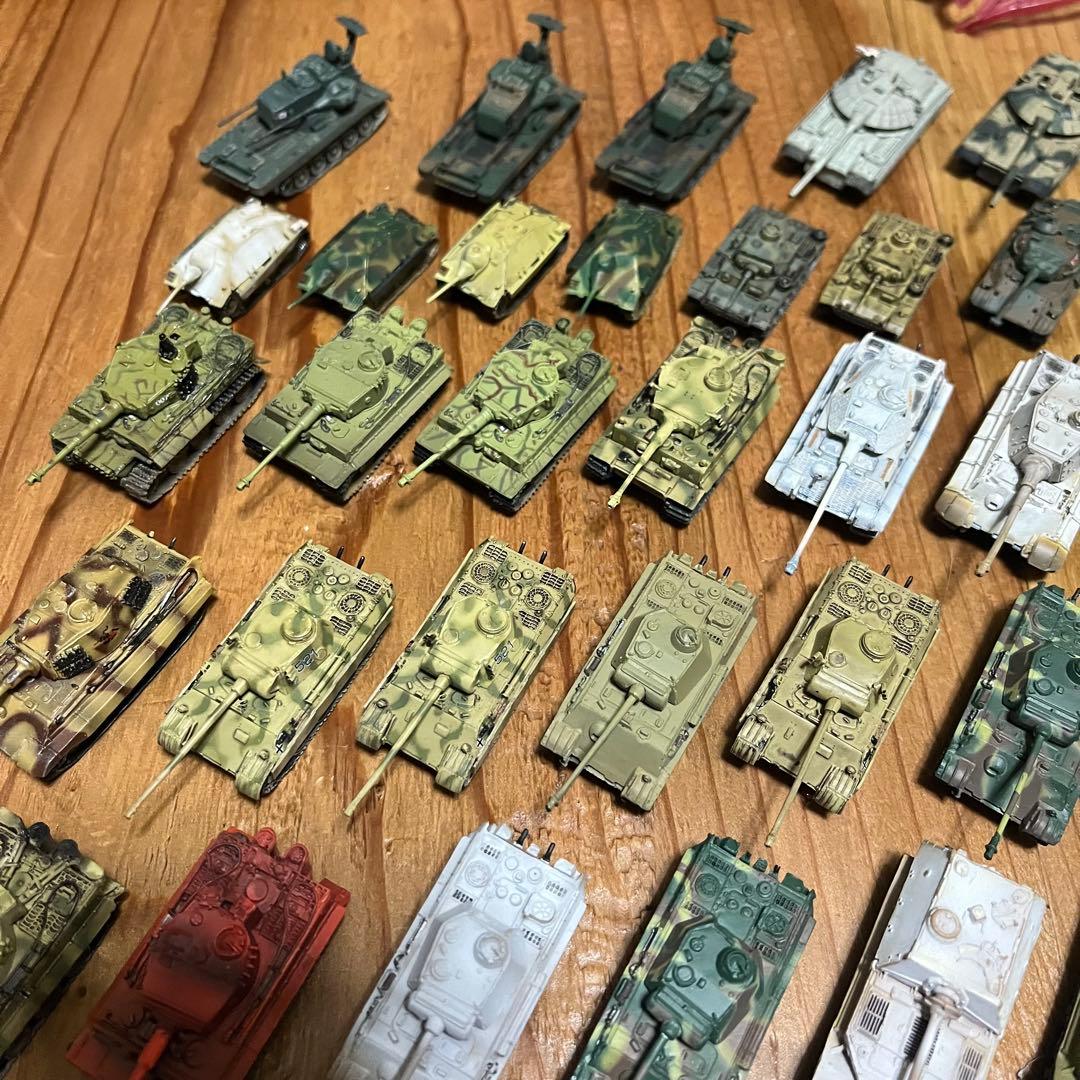 1/144 戦車　フィギュア