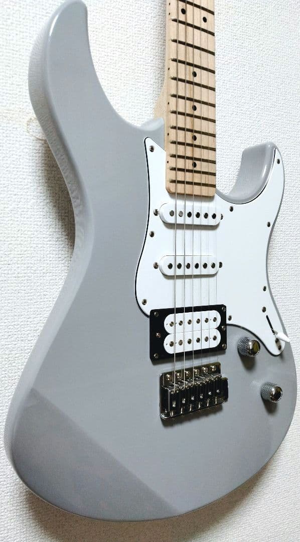 YAMAHA　PACIFICA 112VM グレー