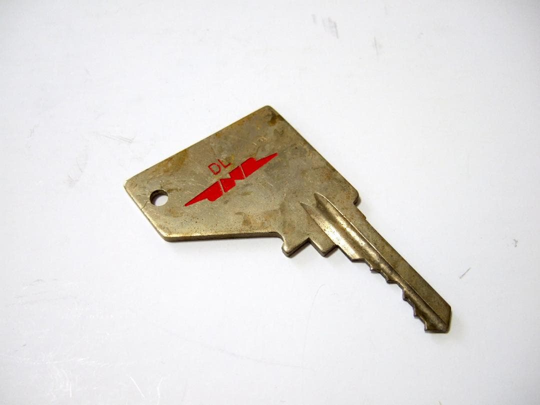 国鉄 DL運転鍵 マスコン 笛 ホイッスル 列車掛 胸名札 プレート 3点