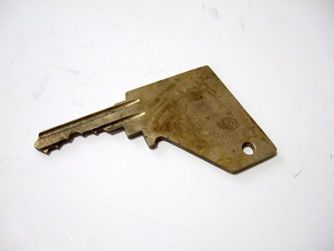 国鉄 DL運転鍵 マスコン 笛 ホイッスル 列車掛 胸名札 プレート 3点