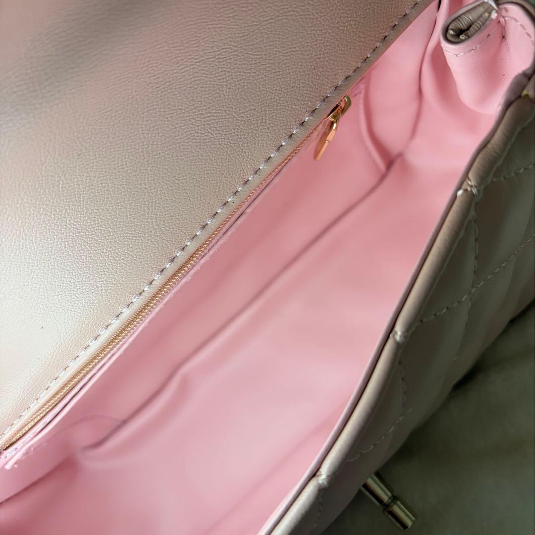 CHANEL ノベルティ　ミルクピンク　ショルダーバッグ