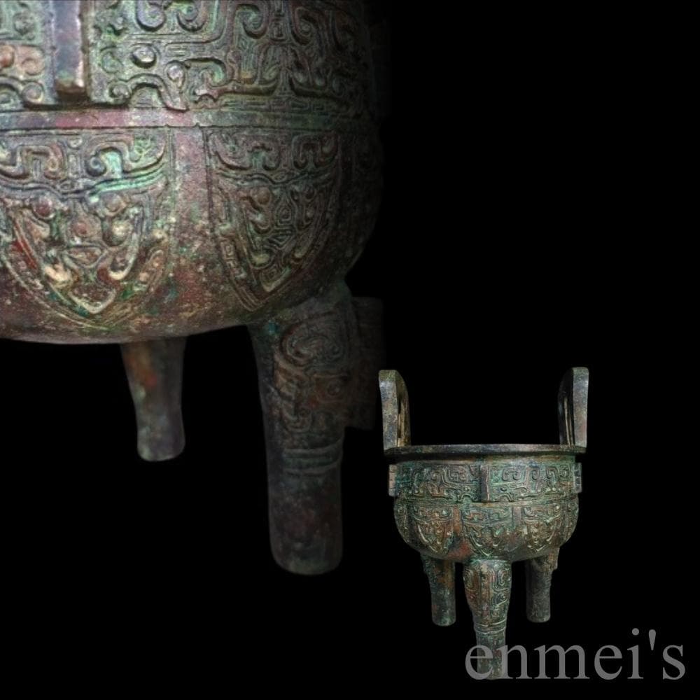 中国古美術【雲雷文鼎】青銅器 礼器 祭祀 鼎 高浮彫 手彫り 古美味 時代物