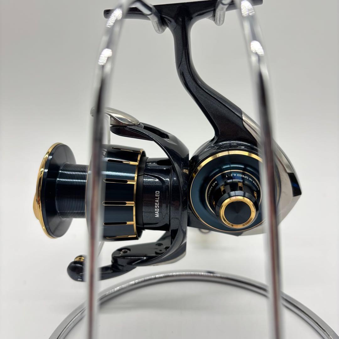 【未使用】DAIWA 23 SALTIGA 4000-XH 23ソルティガ