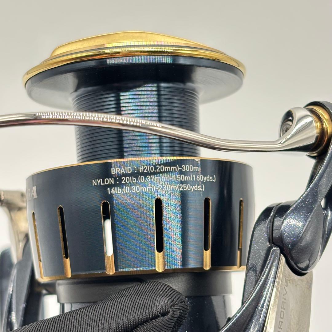 【未使用】DAIWA 23 SALTIGA 4000-XH 23ソルティガ