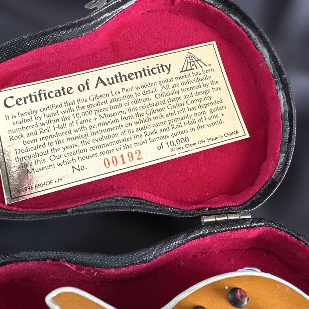 ギブソン・レスポール 木製ミニチュアギター