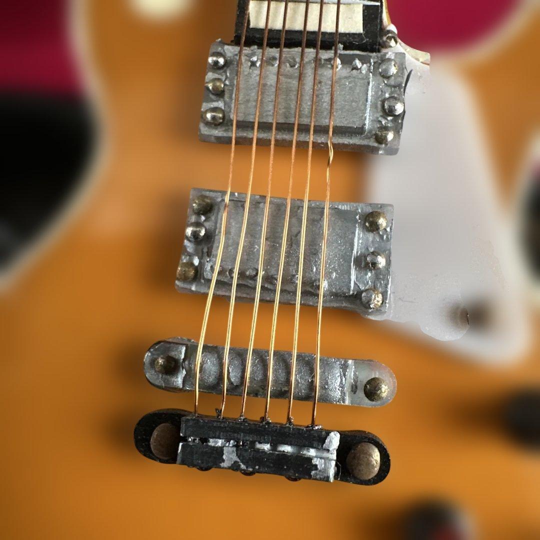 ギブソン・レスポール 木製ミニチュアギター