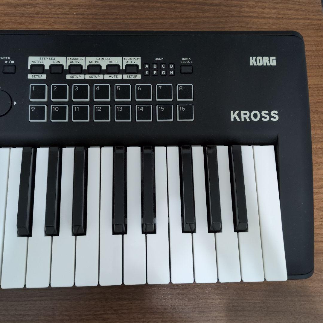 KROSS2-61-MB【純正ケース付】61鍵キーボードシンセサイザー