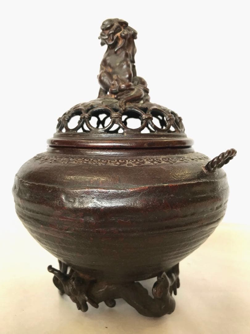 銅製:獅子蓋龍脚香炉
