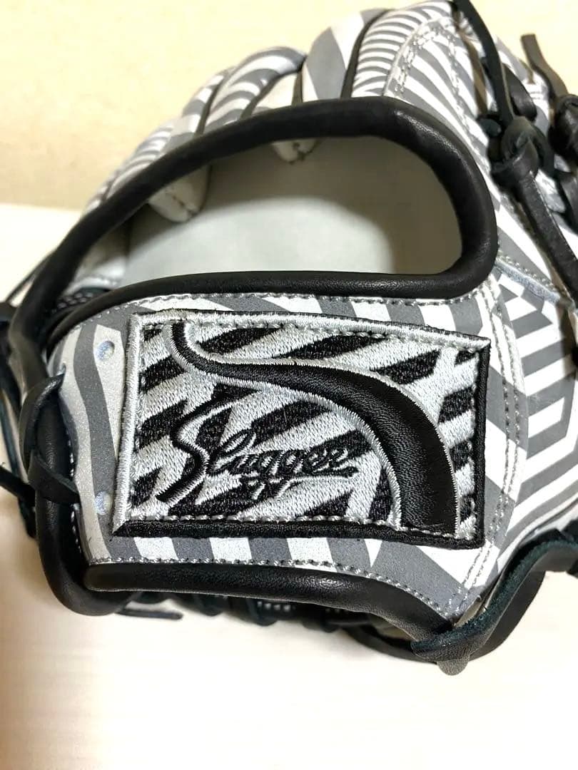 《ダズルカモ》2023限定グラブ【久保田スラッガー】軟式一般用グラブ新品未使用