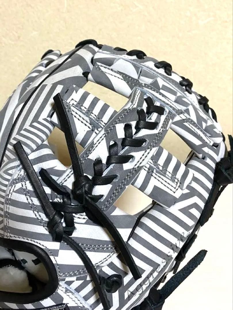 《ダズルカモ》2023限定グラブ【久保田スラッガー】軟式一般用グラブ新品未使用