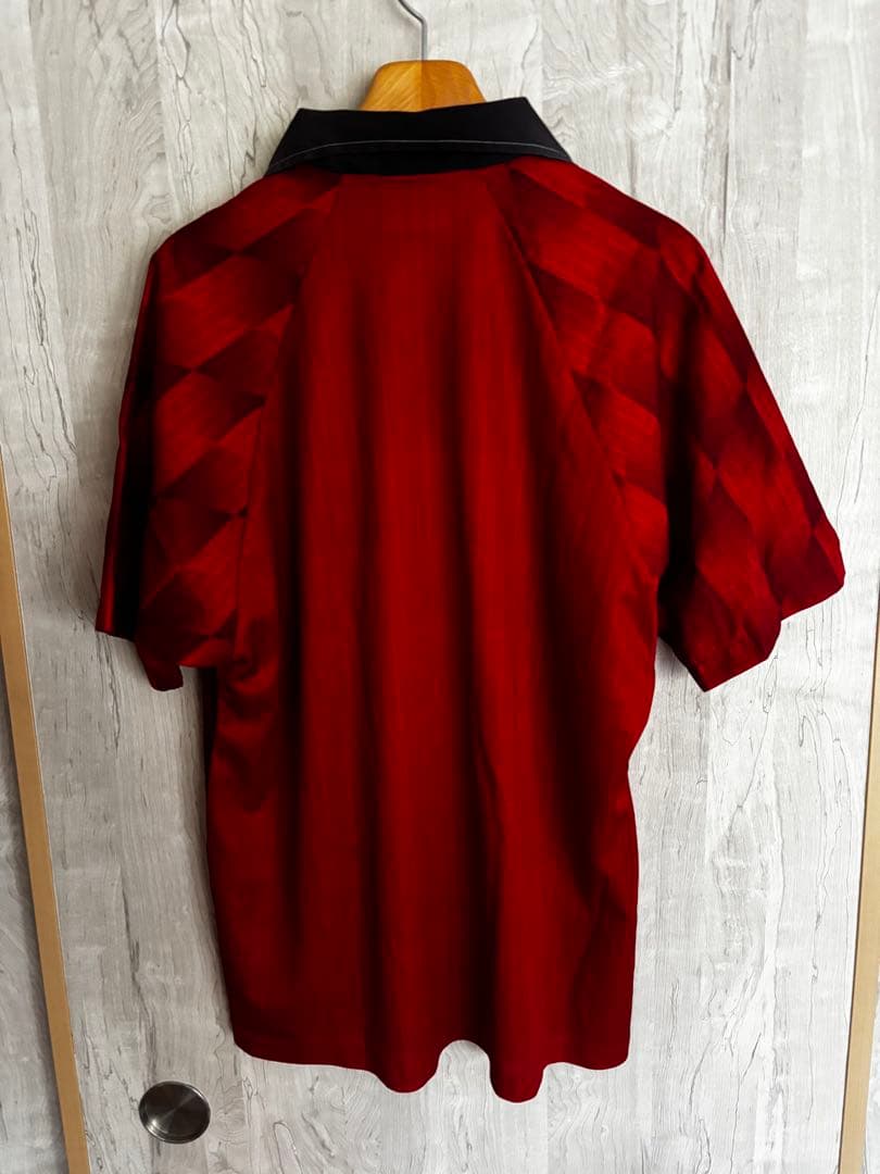 マンチェスターユナイテッド96〜98シーズン　ヴィンテージサッカーユニフォーム