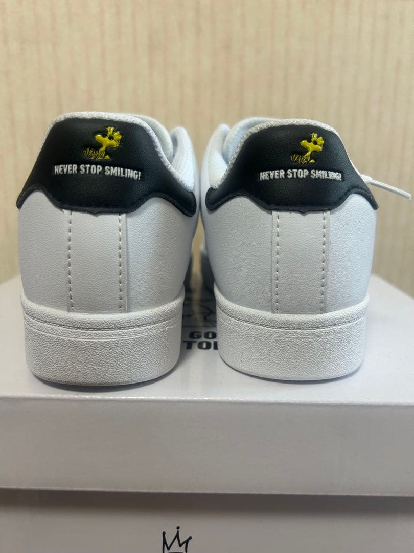 ATHLETIG スヌーピー ホワイトスニーカー