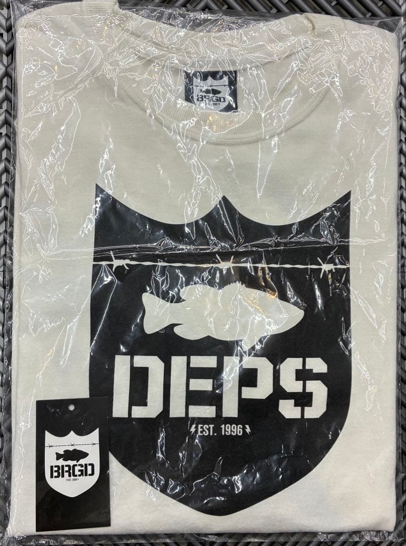 希少！限定！M！ホワイト！デプス×バスブリゲード ダブルネーム ロゴ Tシャツ