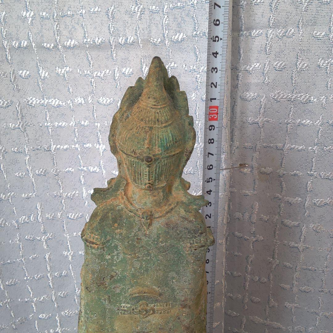 ブロンズ製仏像 約30cm 木製台座付き 古代？