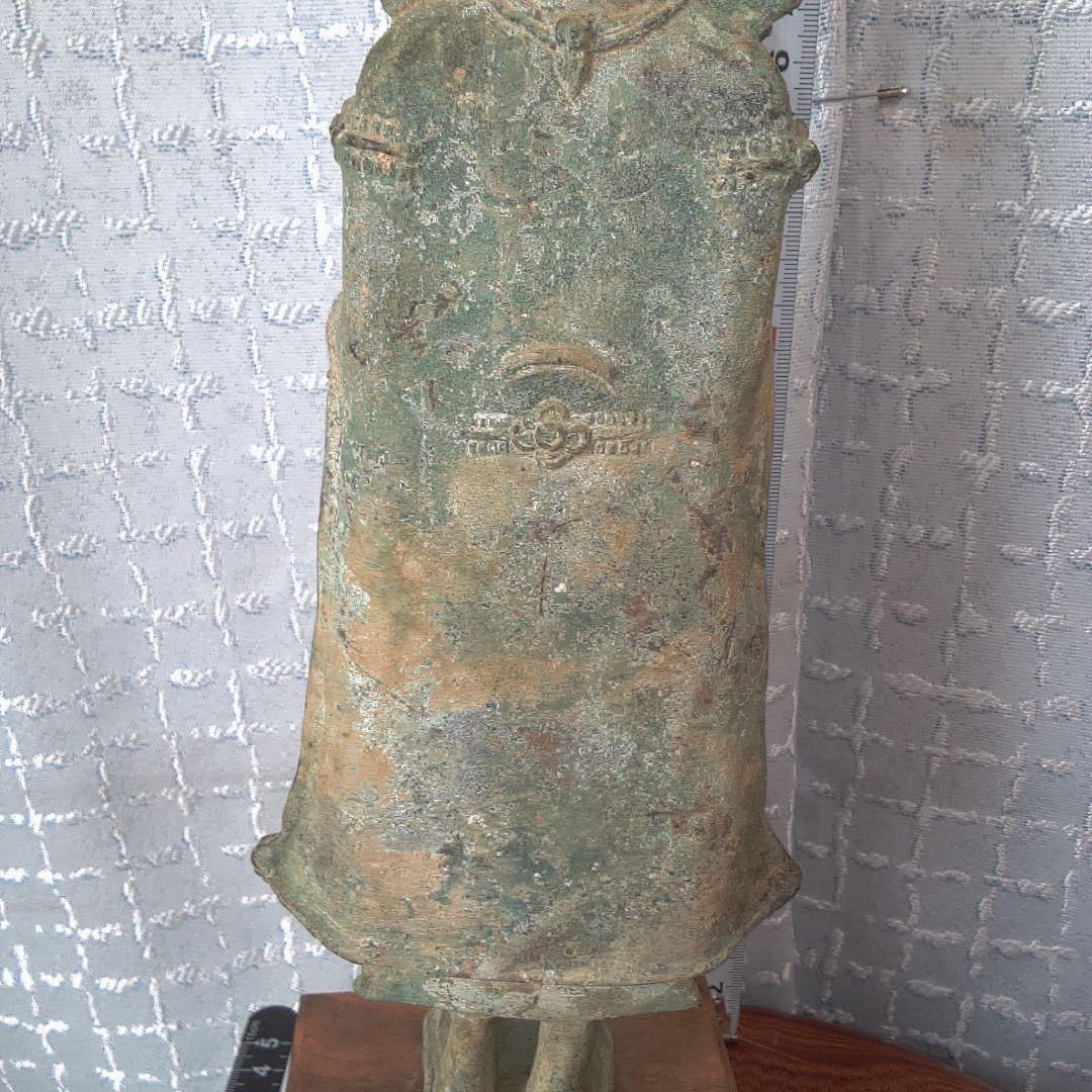 ブロンズ製仏像 約30cm 木製台座付き 古代？