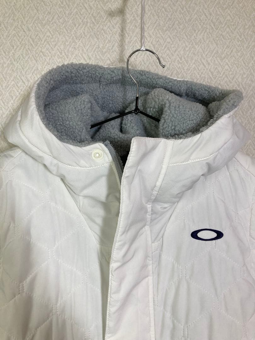 オークリーOakley ジャケットパンツセットアップキルティング　ホワイト