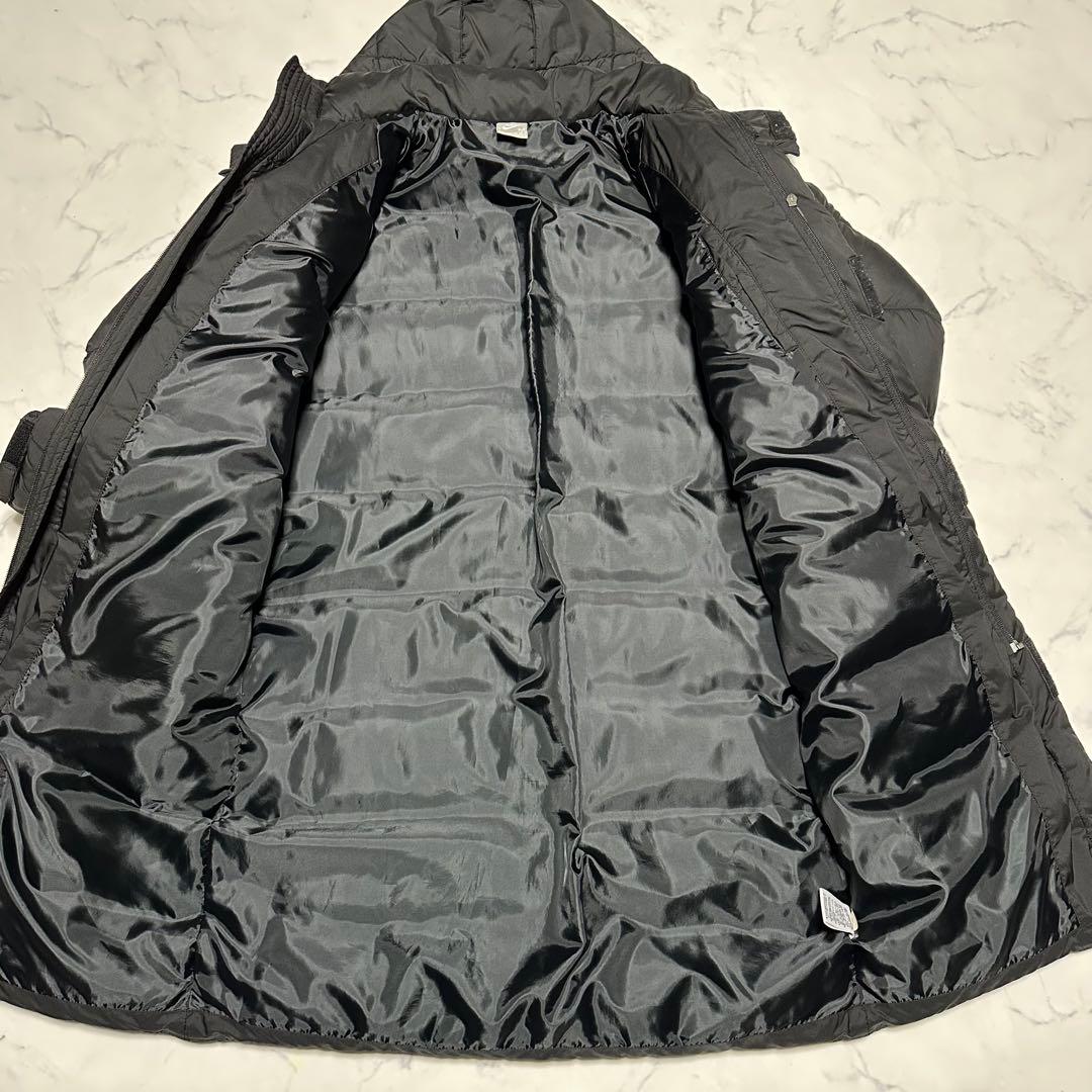 未使用級美品　ナイキNIKE ベンチコート　ダウンコート　ブラック　サイズM 黒