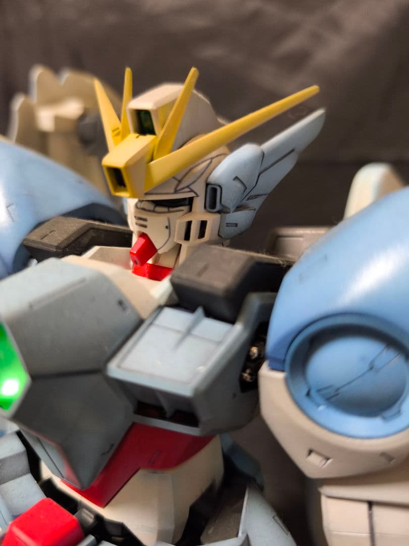 PG 新機動戦記ガンダムW Endless Waltz スノーホワイト完成品