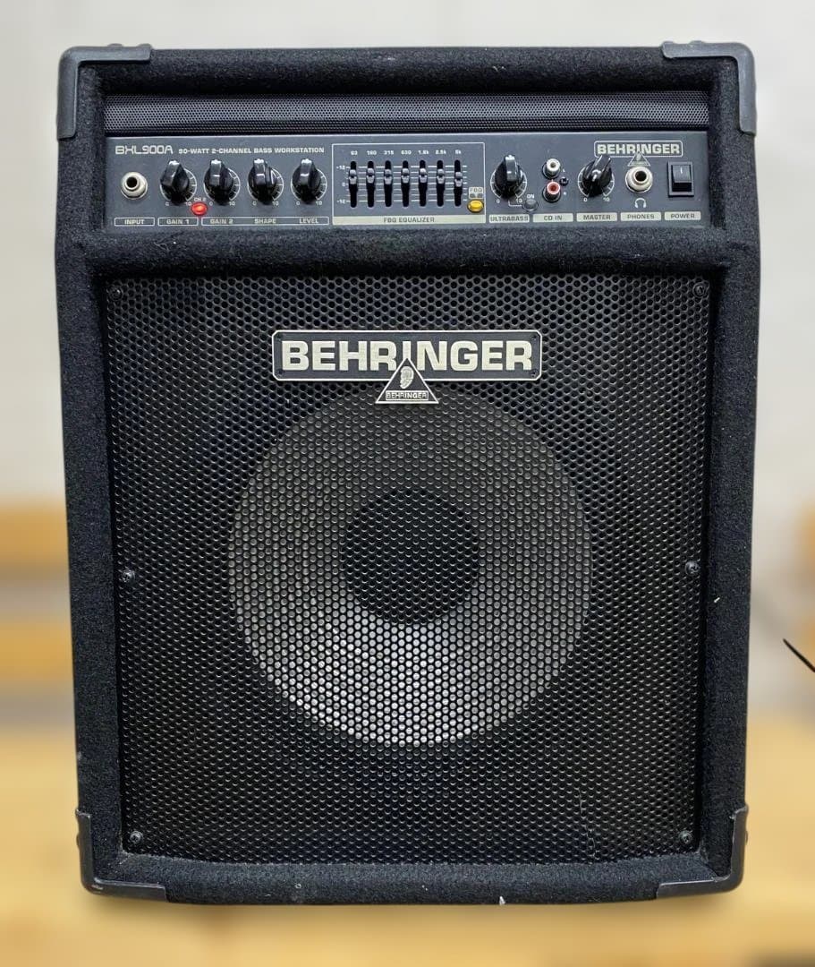 BEHRINGER BHL900A ベース用アンプ
