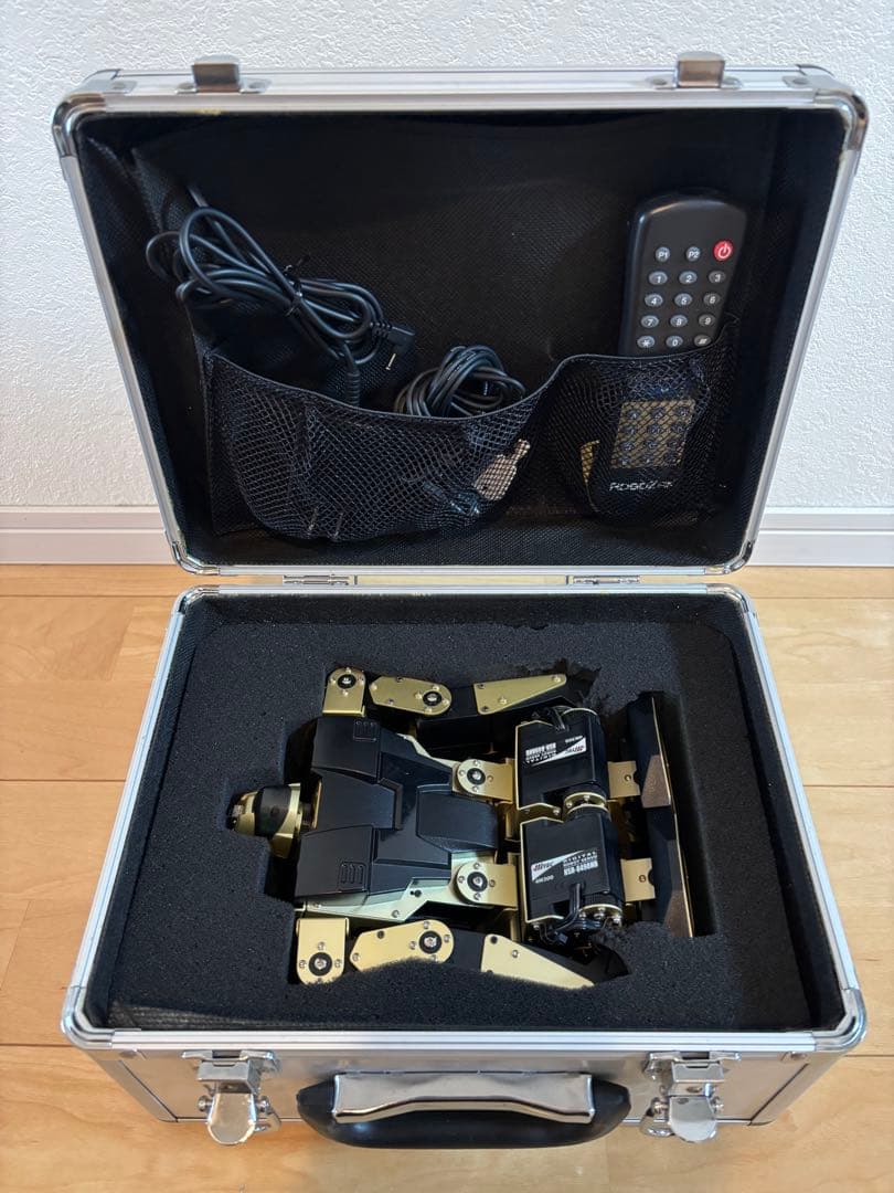 【匿名配送】　動作品【美品】デアゴスティーニ ロボザック　送料込み