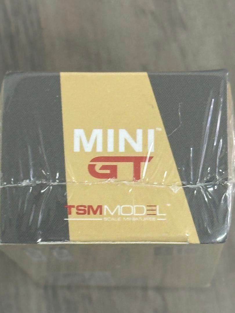 LB★Works Nissan GT-R Satin Gold/carbon