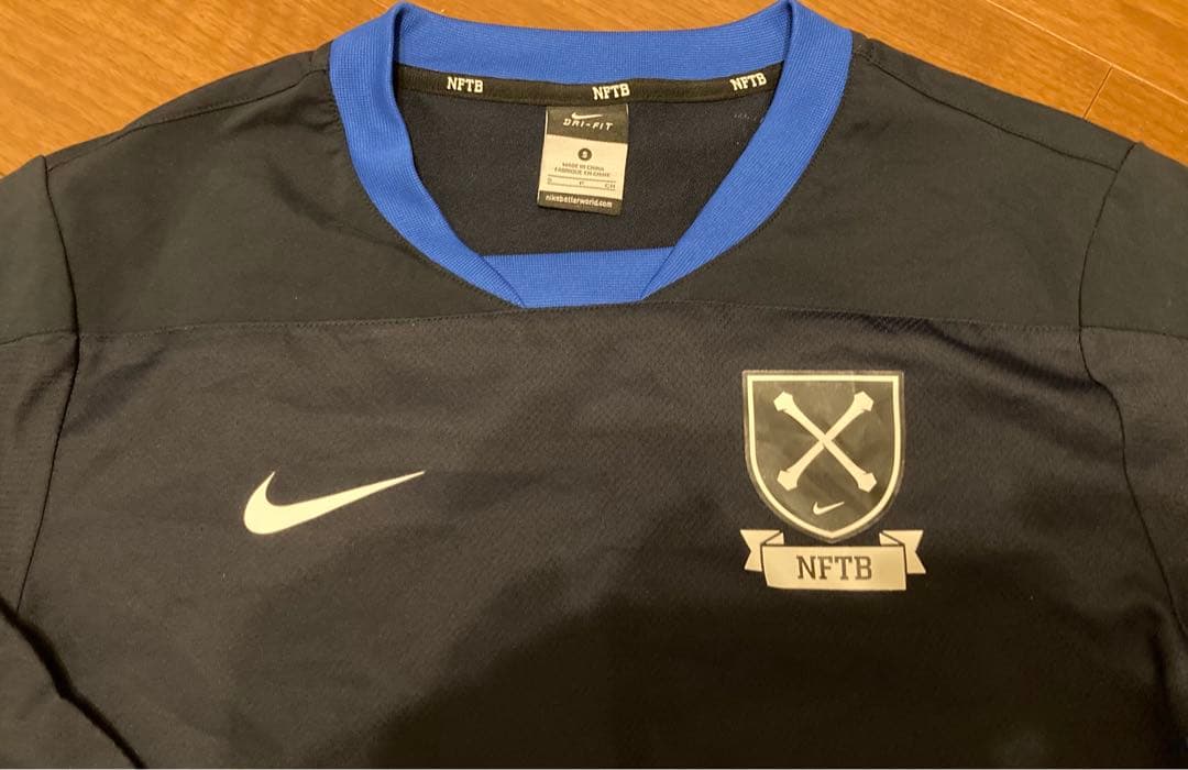 【極美品】NIKE NFTB サッカー ウェア ナイロン セットアップ 上下 S