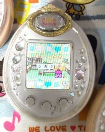 たまごっちピース　（たまデコピアス付)　 説明書1冊、トートバック　のセット